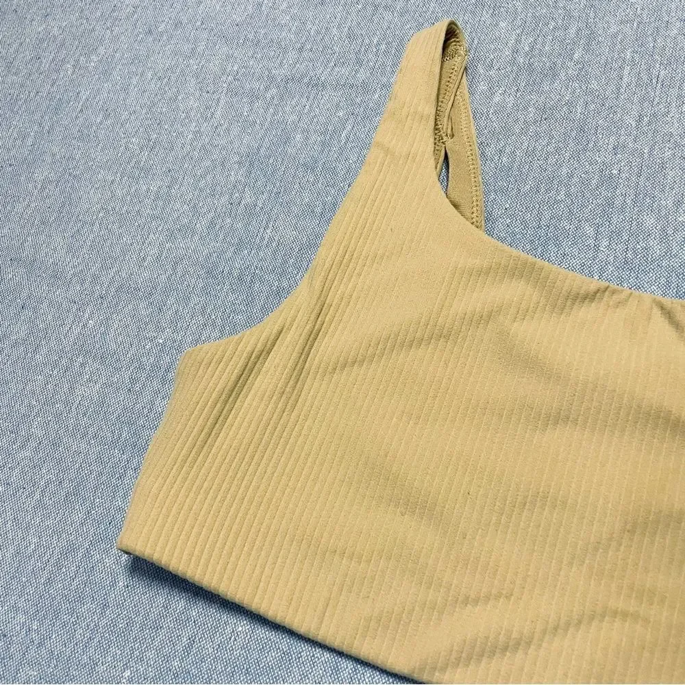 Lululemon Ribbed Nulu Asymmetrical Yoga Bra Size 6